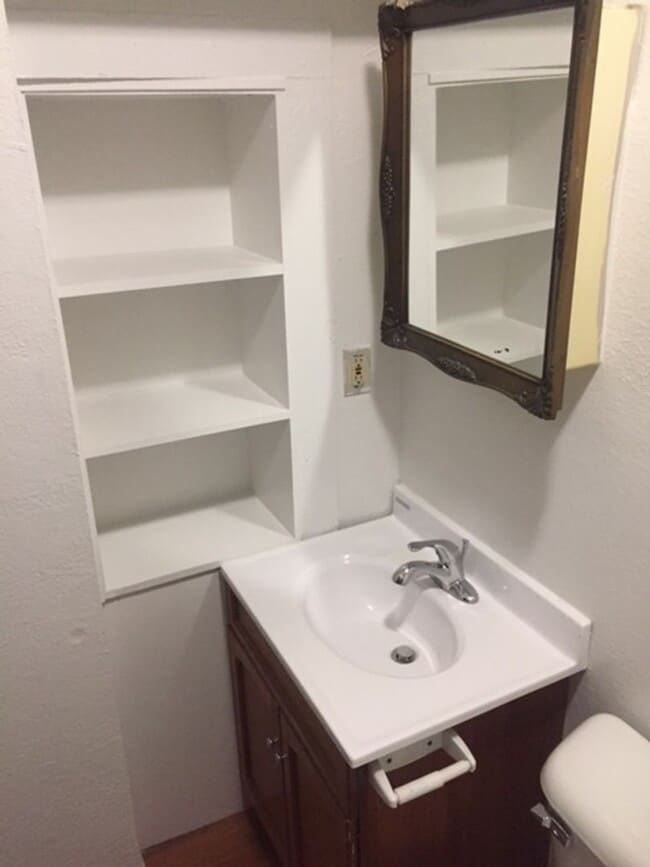 Photo - 401 Argyle St Unit 401 Argyle St