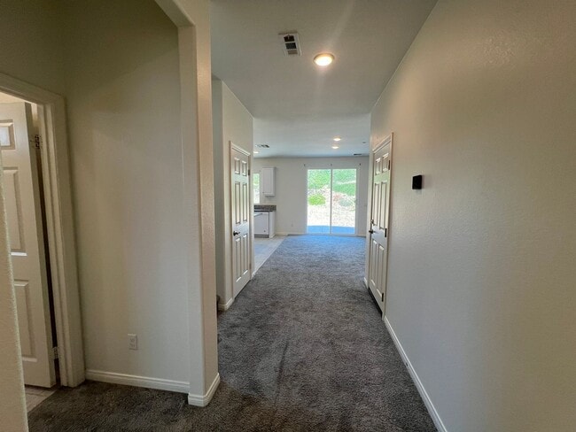 Photo - RIVERSIDE - SPRING MOUNTAIN RANCH AREA -- ...