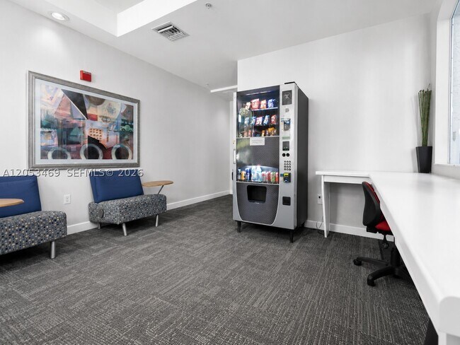 Photo - 6001 SW 70th St Unit 608
