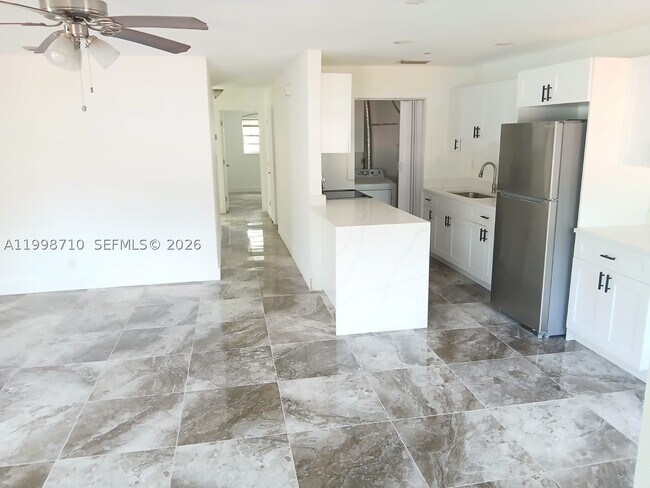Photo - 812 SW 13th St Unit 812