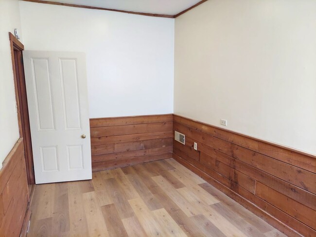 Photo - 264 W Market St