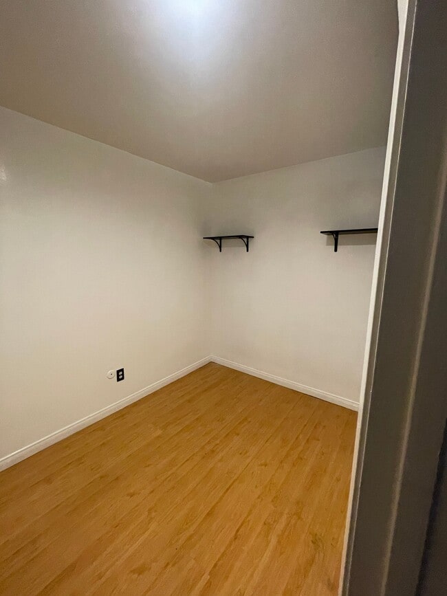 Photo - 960 Larrabee St Unidad 119