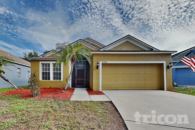 Building Photo - 6918 Monarch Park Dr