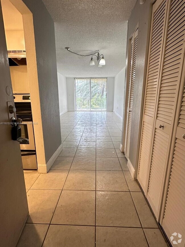 Building Photo - 1805 Sans Souci Blvd Unit 513 Rental