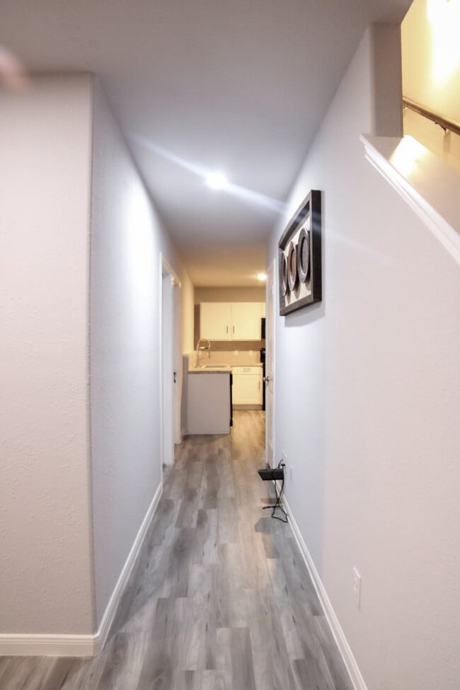 Photo - 228 S Algeria St