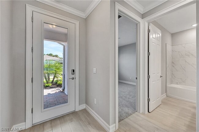 Photo - 437 Tamarindo Ln