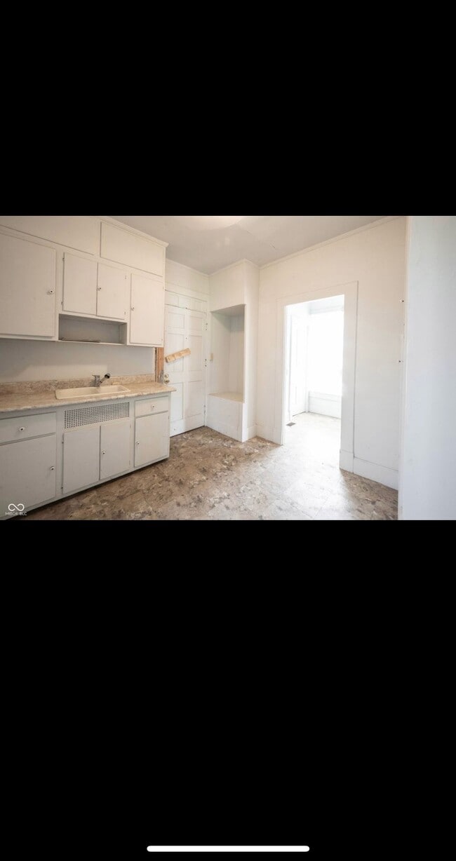 Photo - 4626 E Washington St