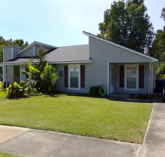 Building Photo - Charming Duplex in Havelock