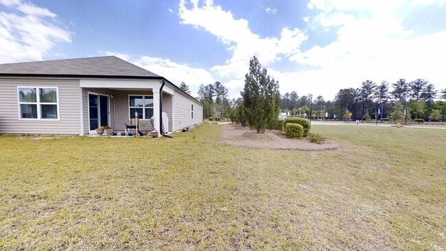 Photo - 2 Daffodil Dr