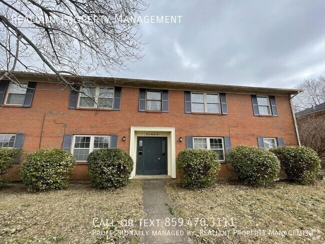 Building Photo - 425 Lenney Dr Unit 1 Rental