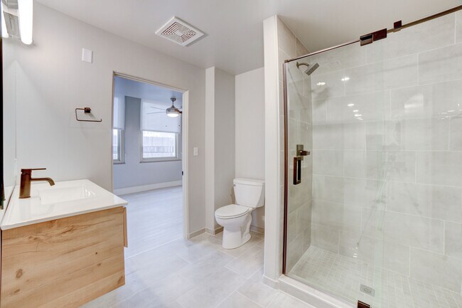 Photo - The Reunion Building