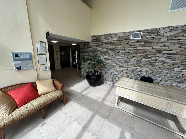 Photo - 1350 NW 8th Ct Unit PH-3