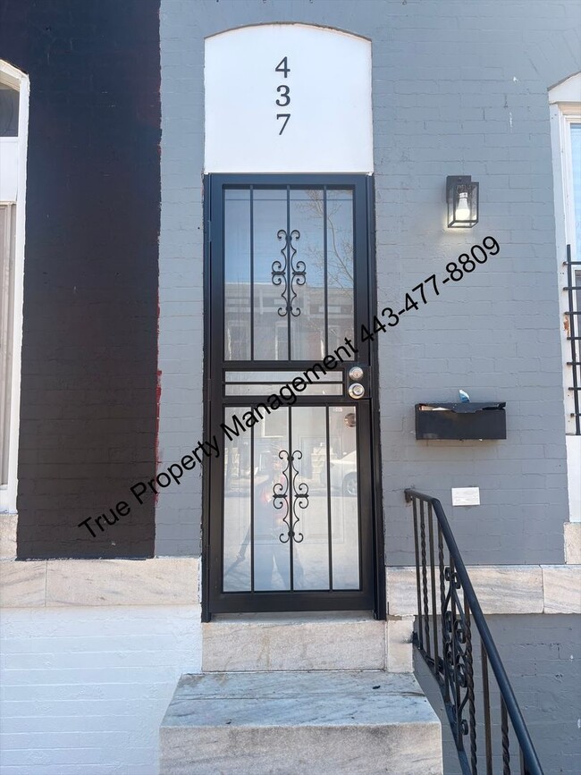 Building Photo - Spacious 3 Bedroom, 1.5 Bath Home in East Baltimore