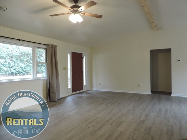 Photo - Spacious Home In Blowing Rock