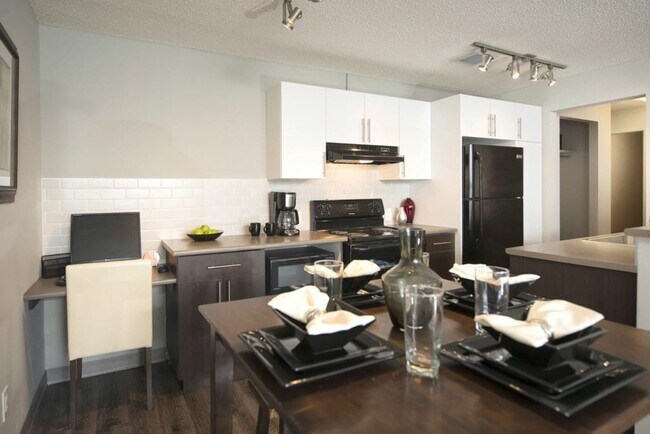 Photo - Birchgrove Manor Unité 961