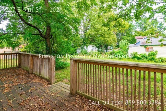 Photo - Stunning 2 Bedroom 2 Bathroom Now Availabl... Unidad 102