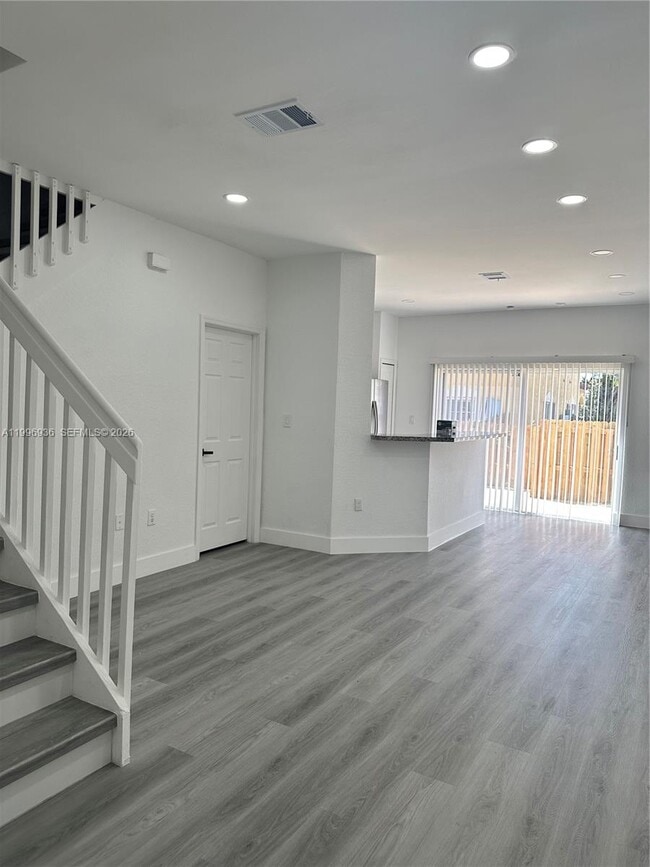 Photo - 8246 NW 108th Ave