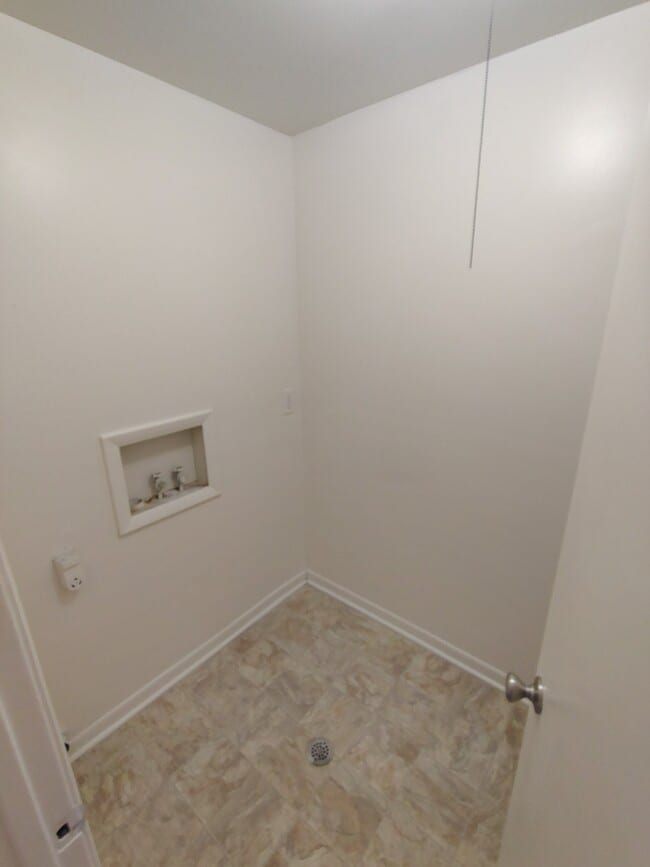 Photo - 600 Reusens Rd Unit 2 Bedroom Waitlist