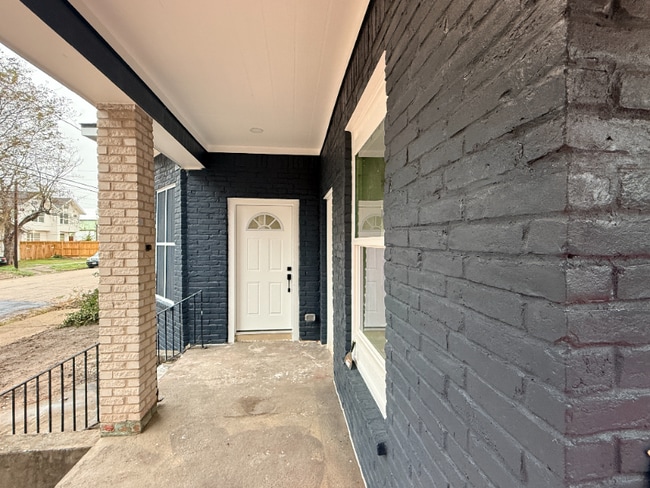 1519 McKee St Unidad 2