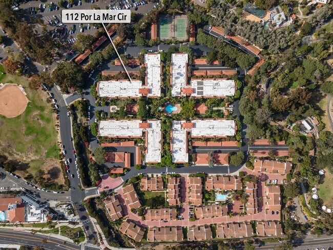 Photo - Total Quality Living! El Escorial... EAST ...