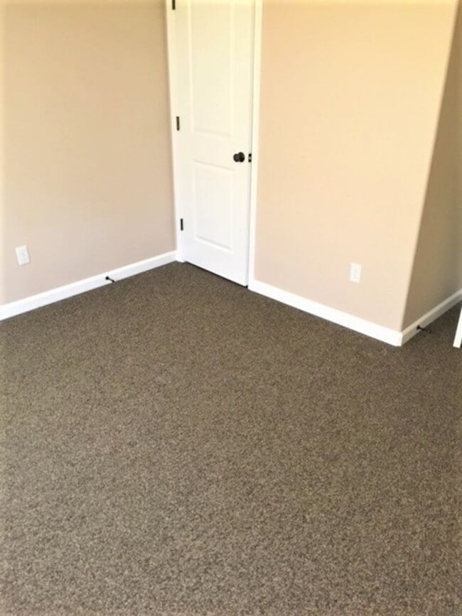 Photo - 5bed/3.5 bath Home