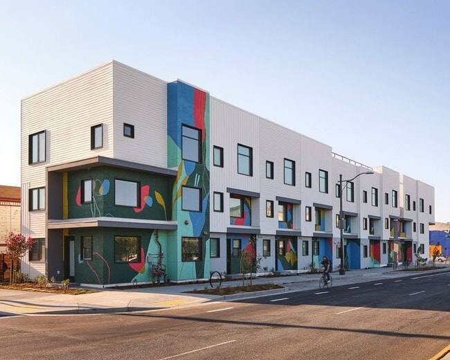 ArtHaus Mandela Apartment Unit B Oakland, CA