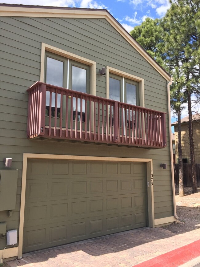 Photo - 1379 E Scarlet Dr