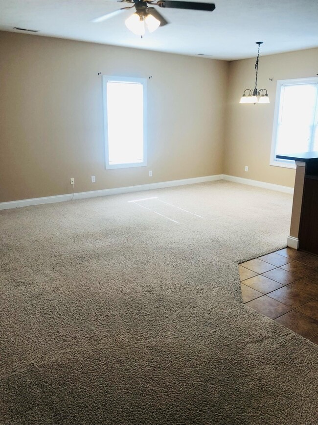 Photo - 104 Northwynd Cir