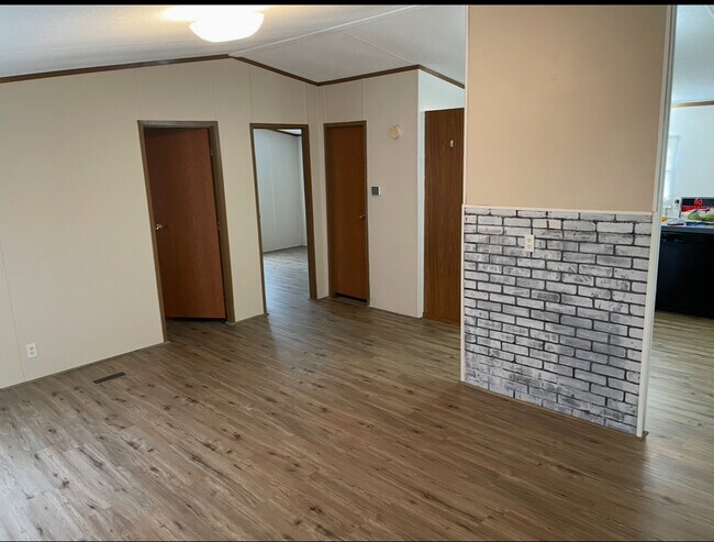 Photo - 121 Viars Rd