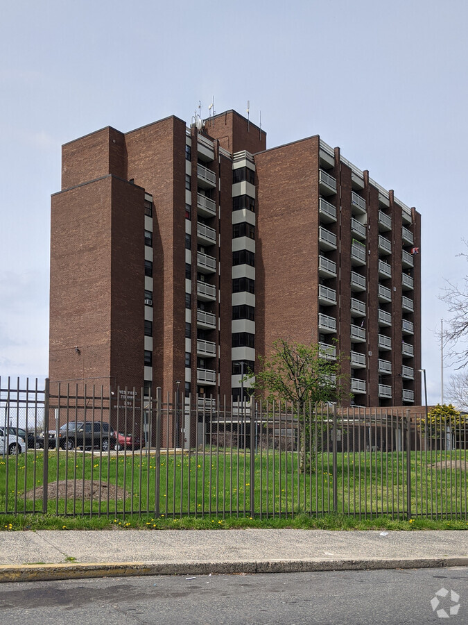 From the west - Westfield Towers Apartments