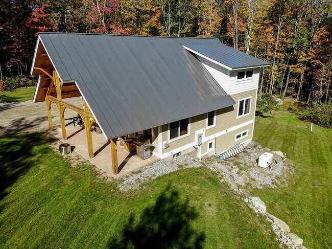 Photo - 32 New Canada Rd