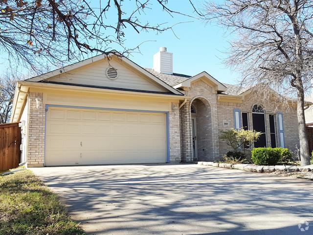 Building Photo - 3848 Kirby Dr Rental
