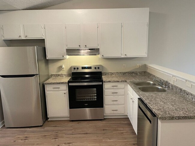 Photo - American Ave NE