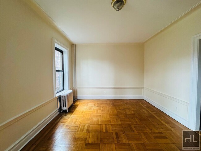 Building Photo - WEST 204 STREET Unit 24 Rental