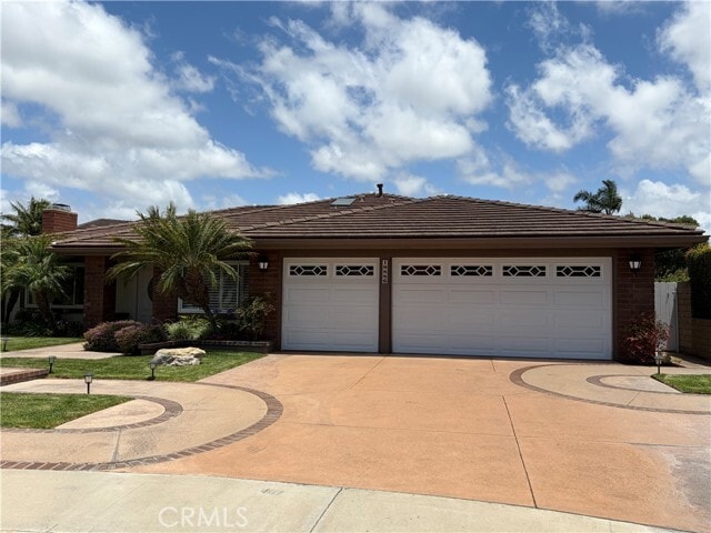 Photo - 18886 Mt Walton Cir