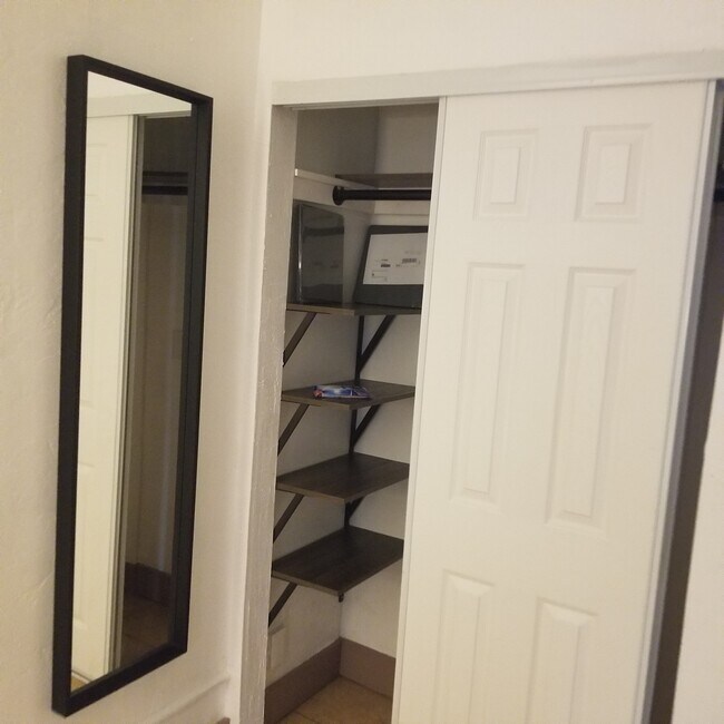 Photo - 1952 Madison St Unit Madison Studio