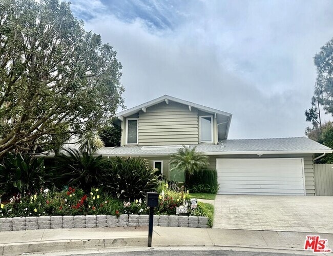 Building Photo - 13778 Raywood Dr Rental
