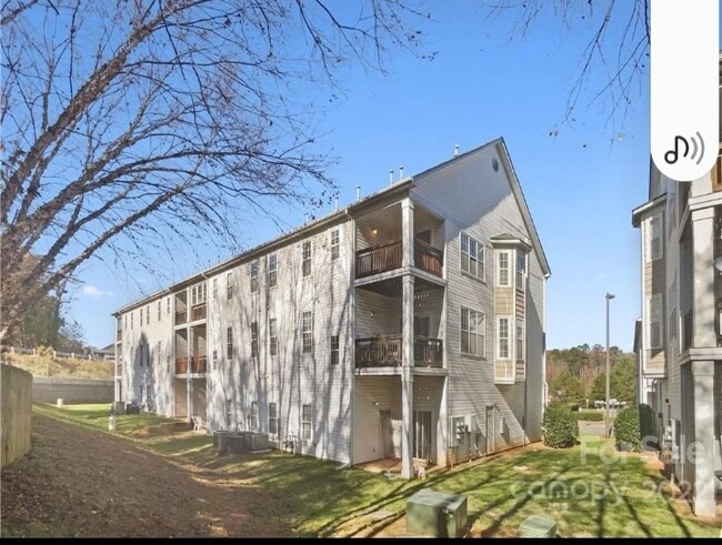 Photo - 6832 Park Place Dr