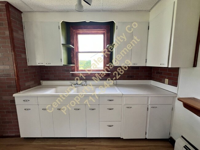Photo - 1350 Craley Rd