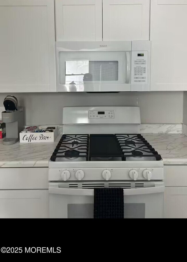 Photo - 1608 Summerfield Ave