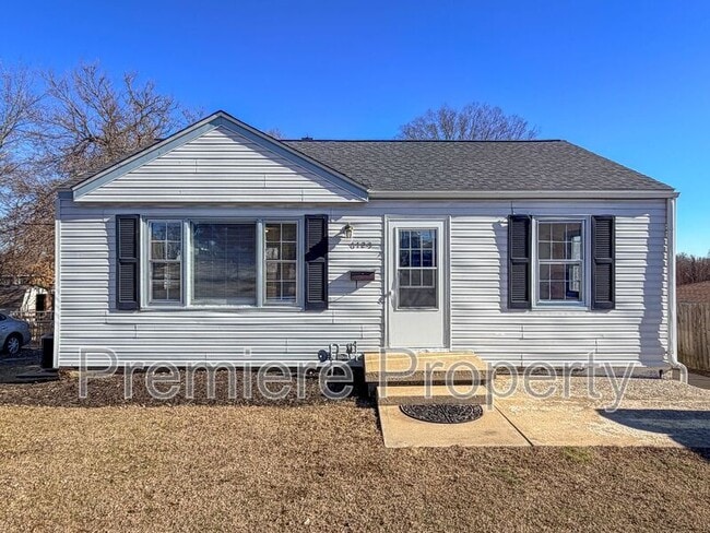 Building Photo - 6123 Hadley St