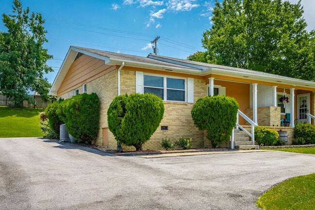 Photo - Newly Available! 2 Bedroom 1 Bathroom in the Heart of Hixson!