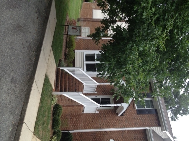 Building Photo - 7 Preakness Dr Rental