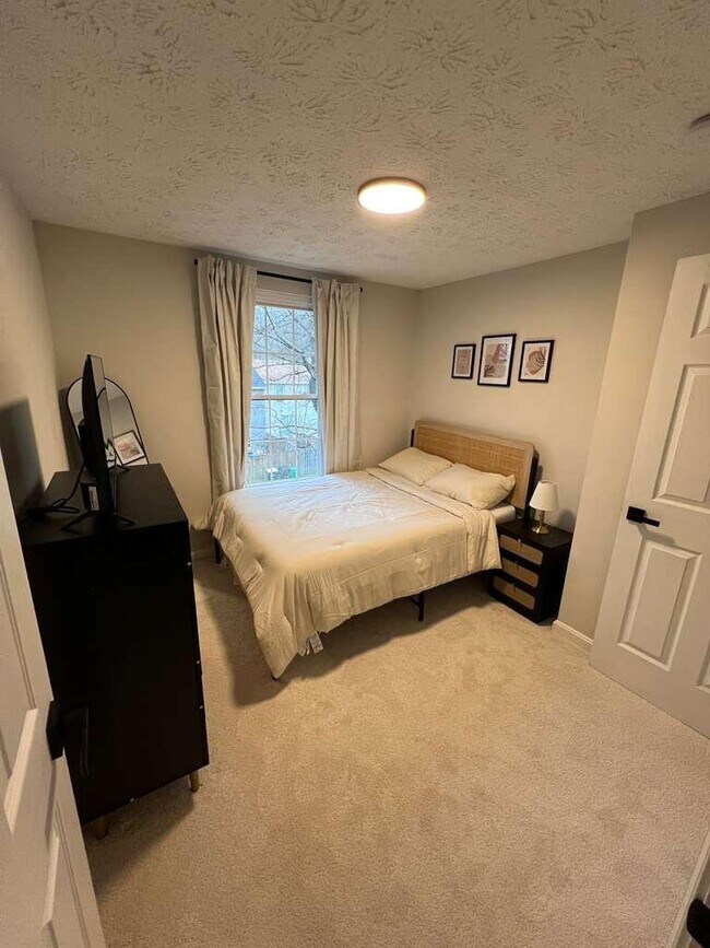 Photo - 442 Shady Glen Dr