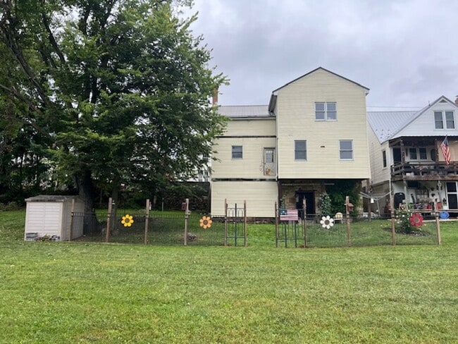 Photo - 805 Front St Unidad 1st FL Right