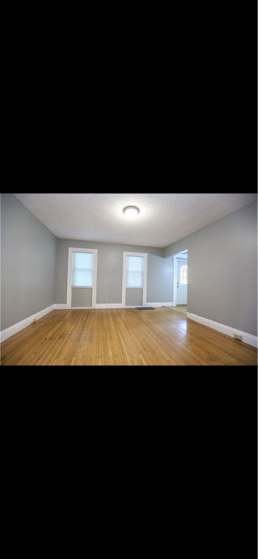 Photo - 408 Broadway Unidad down