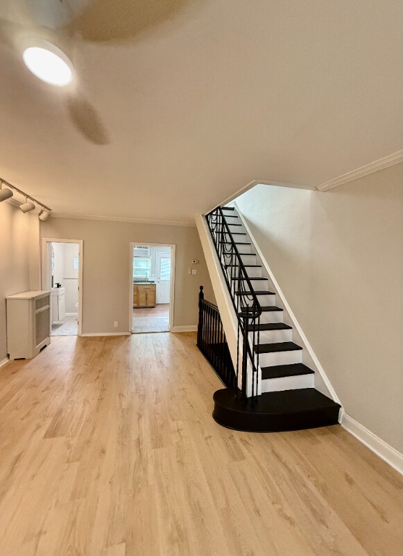 Photo - 2322 S Hutchinson St