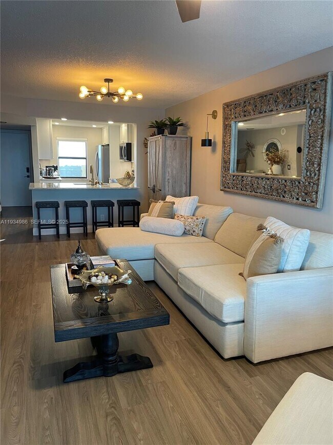 Photo - 7370 S Ocean Dr Unidad 715