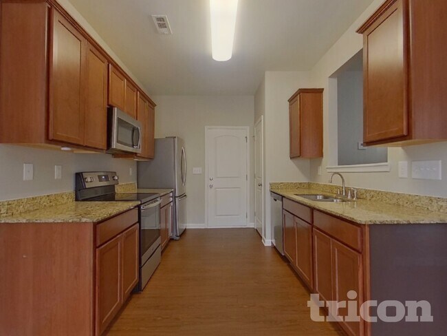 Photo - 2062 Aragon Lane