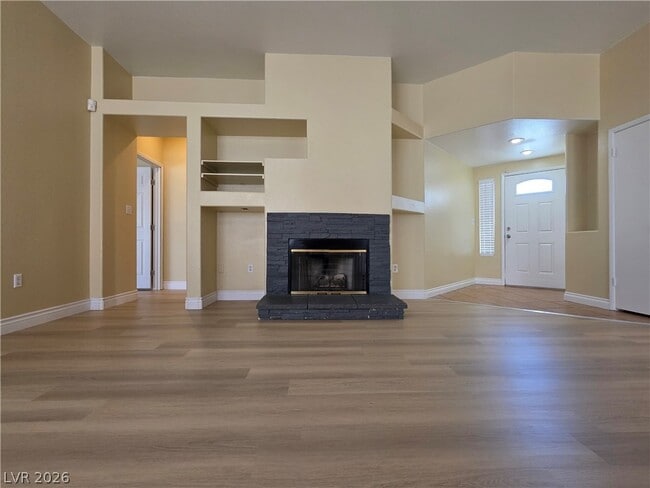 2540 Silver Shadow Dr
